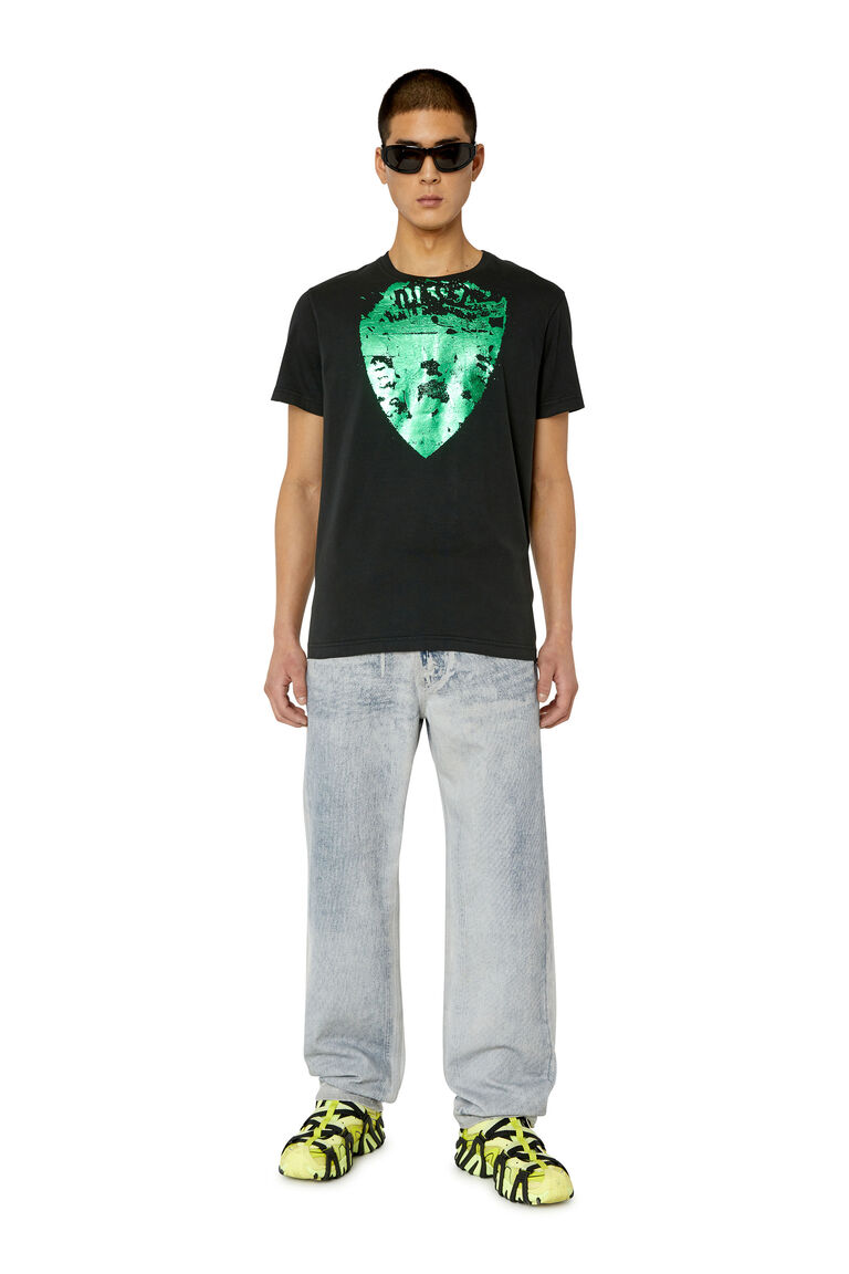 T-DIEGOR-G11 Man: T-shirt with metallic shield print | Diesel A090150PITA